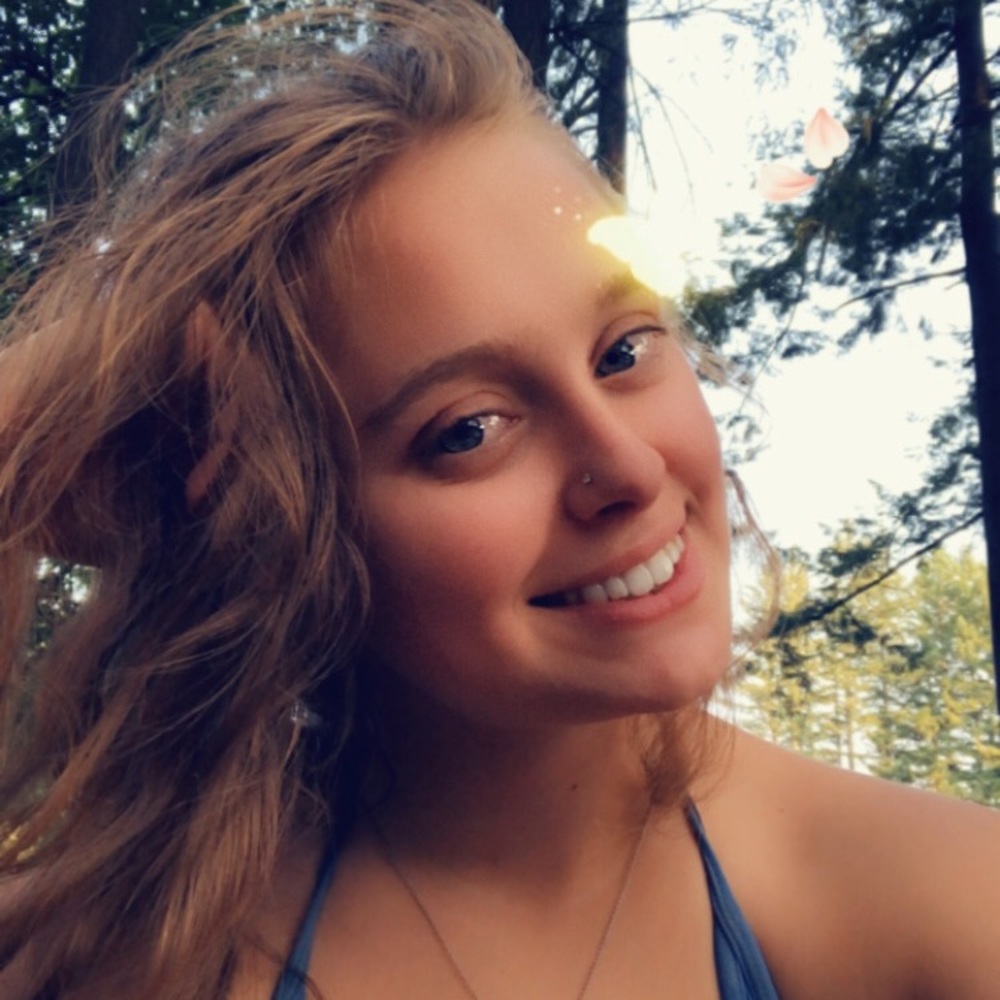 Meet your Posher, Eugenia